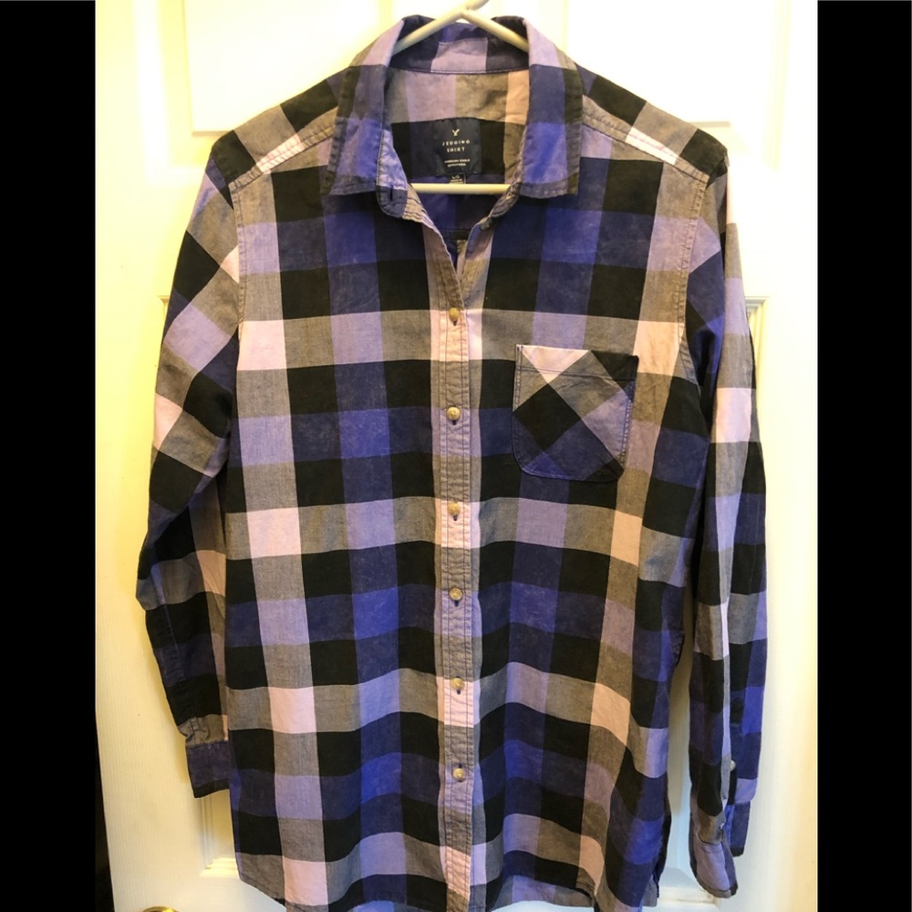 American Eagle flannel jegging shirt